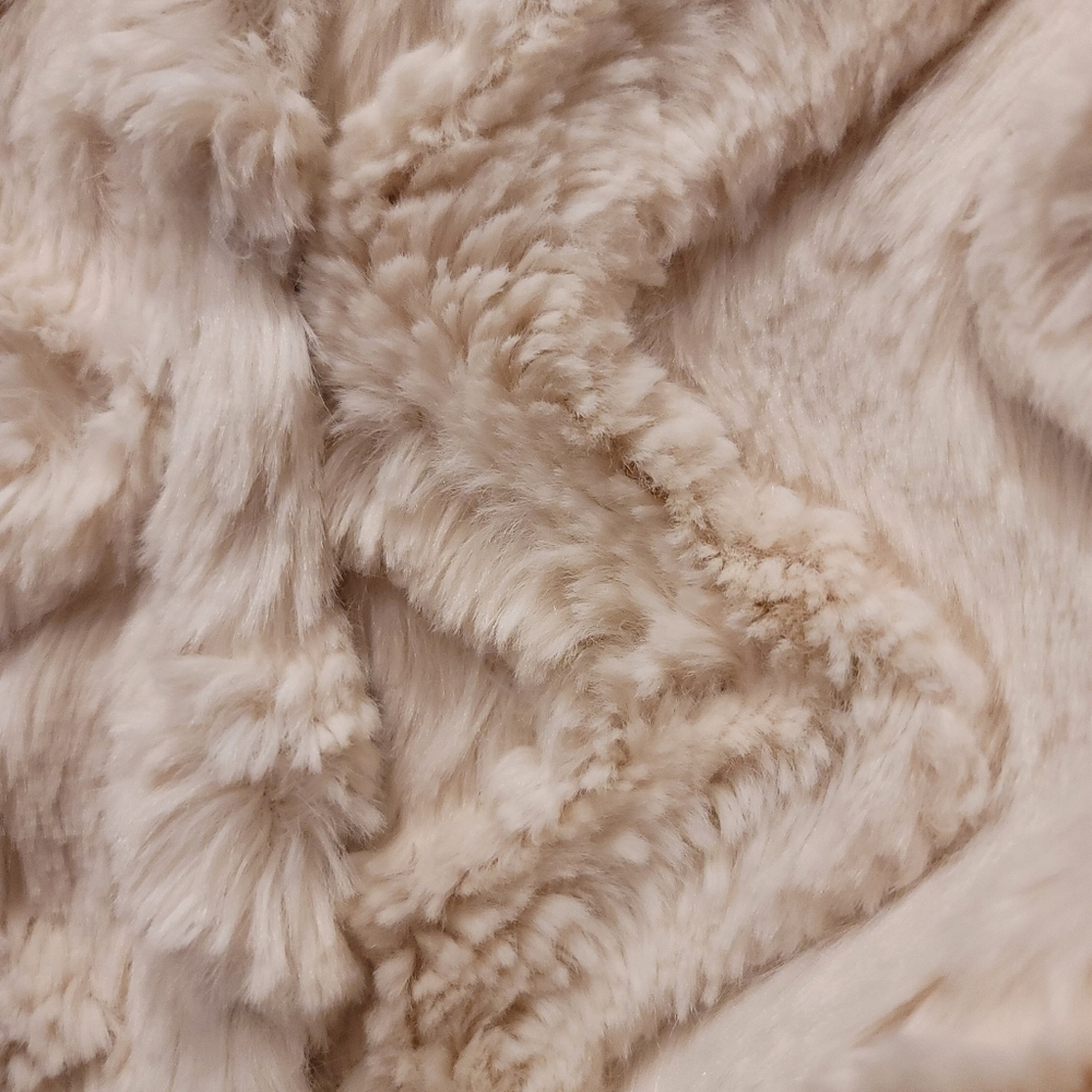 Sz XS Tart Collections Faux Fur Jacket - Picture 3 of 8